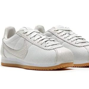 Nike Shoes - light gray nike cortez Nike Shoes - light gray nike cortez